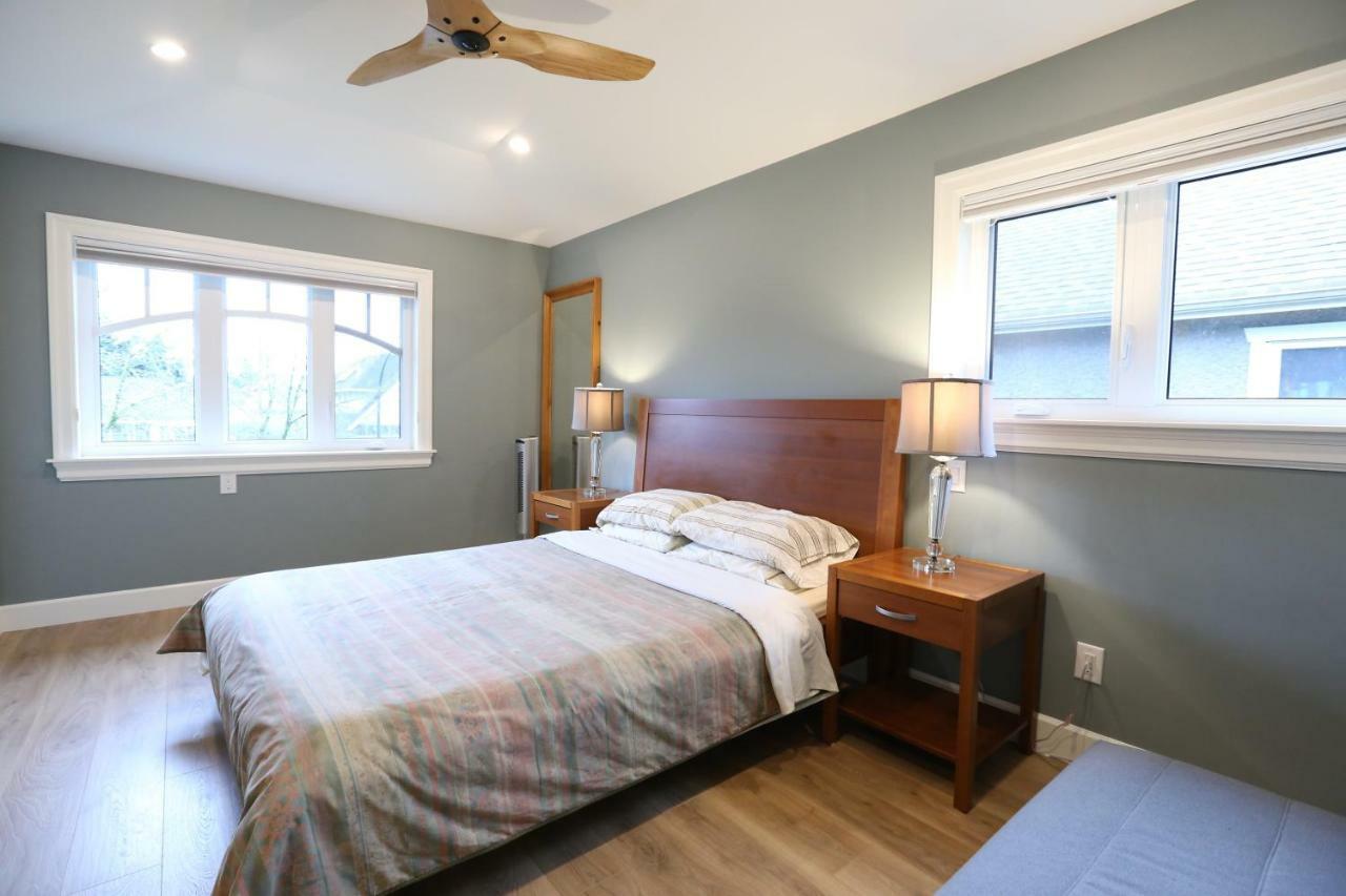 Vancouver Traveller B&B ภายนอก รูปภาพ